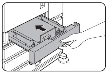 SHARP AR-M451 - Refermez délicatement le magasin. - 1