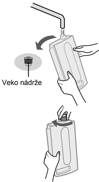 SHARP KC-930EU - DOPLNENIE VODNEJ NÁDRŽE - 2