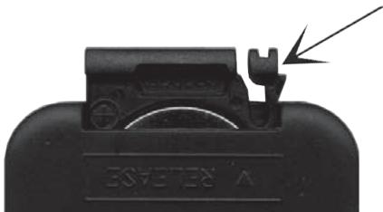 SILVERCREST KH 2305 - Inserting the batteries - 1