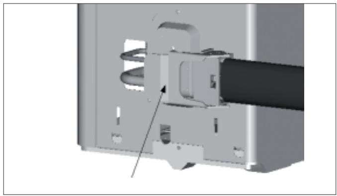 DELONGHI PLANOS - Raccordement du tuyau d'évacuation des condensats - 4