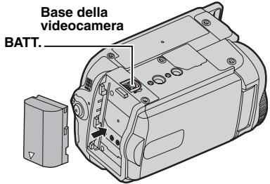 JVC GR-D822EX - Inserire il gruppo batterie. - 1