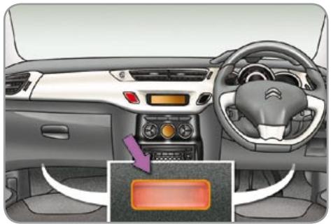 CITROEN C3 2 2009 - Interior lighting - 3