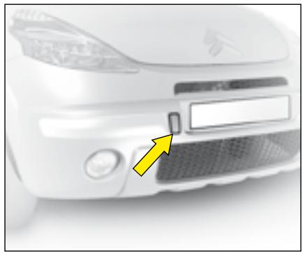 CITROEN C3 PLURIEL 2008 - Anneau amovible de remor- quage - 1