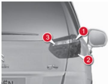 CITROEN C4 PICASSO 2011 - Baglygte (C4 Picasso) - 1