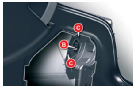 CITROEN C5 2 2011 - Ersetzen der Glühlampen der Heckleuchte am Kofferraum - 4