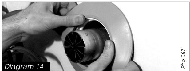 SAUNIER DUVAL ISOMAX F 28 E - Installation of flue assembly - 2