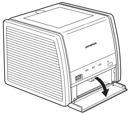 OLYMPUS P-11 - Inserción de la bandeja del papel en la impressora - 1