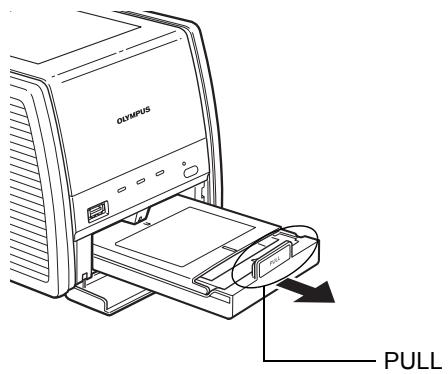 OLYMPUS P-11 - Removing the paper tray from the printer - 2
