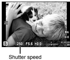 OLYMPUS E-P5 - Choosing shutter speed (S shutter-priority mode) - 2