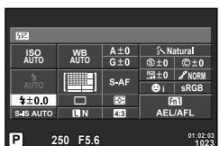 OLYMPUS E-M10 - Réglage du rendement du flash (commande d'intensité du flash) - 1