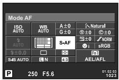 OLYMPUS E-M10 - Choix d'un mode de mise au point (mode AF) - 1