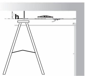 SOMFY GDK 4000 - Fixation du rail - 4
