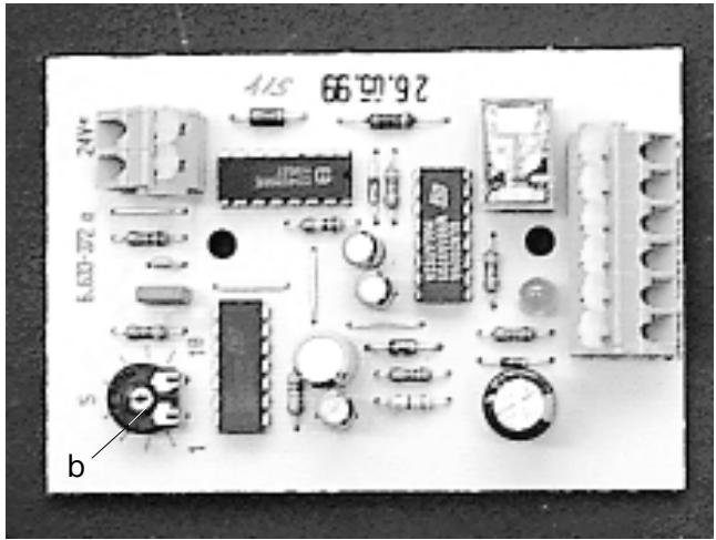 26.05.99 S14 24V LED-372 a S b