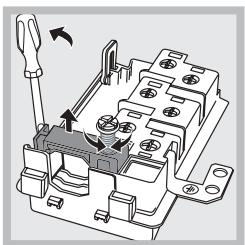 HOTPOINT FZ G IX/HA - Fitting the power supply cable - 2