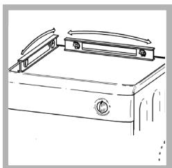 HOTPOINT FTCD 872 6HM1 - Porre l'asciugatrice su una superficie piana - 1
