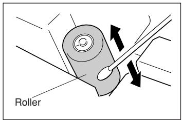 CASIO KL-7000 - To clean the printer head and roller - 2
