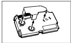 CASIO KL-7200E - To load a tape cartridge - 2