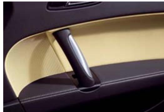 AUDI TTS COUPE - Interior equipment - 3