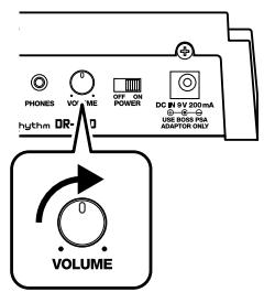 ROLAND DR-670 - Turning On the Power - 3
