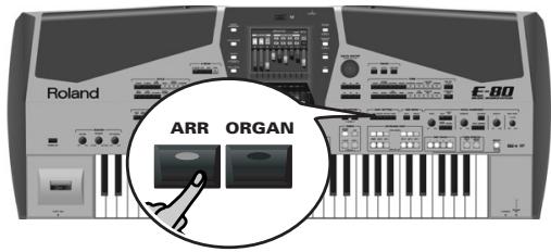 ROLAND E-80 - Playing to an automatic accompa- niment - 1