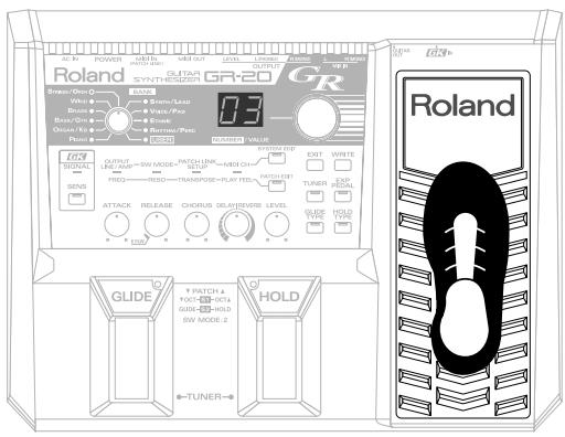 ROLAND GR-20 - Using the Expression Pedal to Modify the Sound (EXP PEDAL) - 1