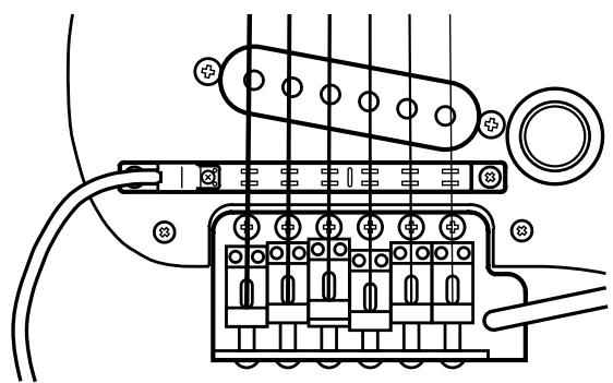 ROLAND GR-33 - Installing the GK-2A - 1