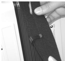 ROLAND FR-1B - Attaching the straps - 7