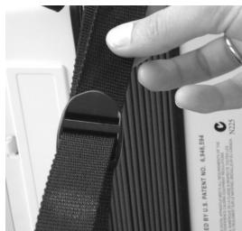 ROLAND FR-1B - Attaching the straps - 5