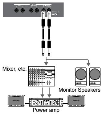 ROLAND V-SYNTH XT - Turning On the Power - 3