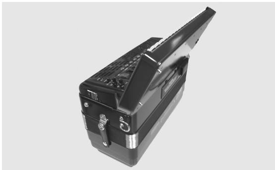 ROLAND FR-3XB BK - Unpack the straps. - 2