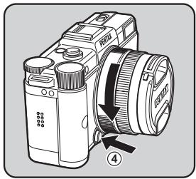 PENTAX Q - Align the Lens mount index (red dots: ③) on the camera and the lens, and secure by turning the lens clockwise until it clicks. - 3