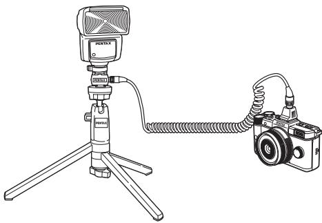 PENTAX Q - Connecting an External Flash with an Extension Cord - 1