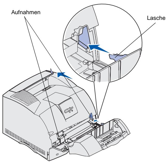LEXMARK T630 VE - Installieren des Briefumschlageinzugs - 2