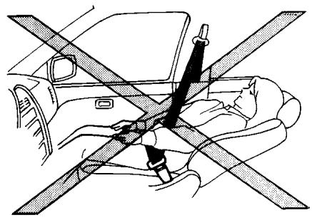 NISSAN ARMADA 2005 - Safety—Seats, seat belts and supplemental restraint system - 2