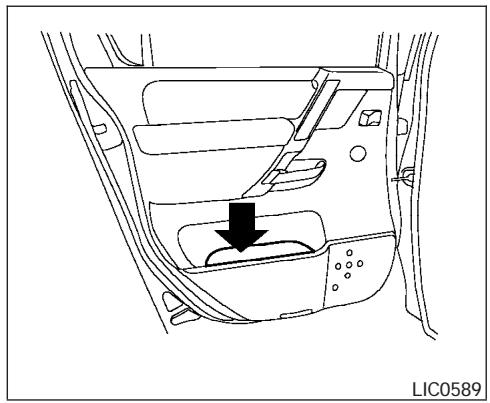 NISSAN ARMADA 2005 - CAUTION - 1
