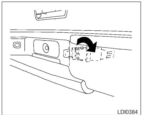 NISSAN ARMADA 2006 - Replacement procedures - 9