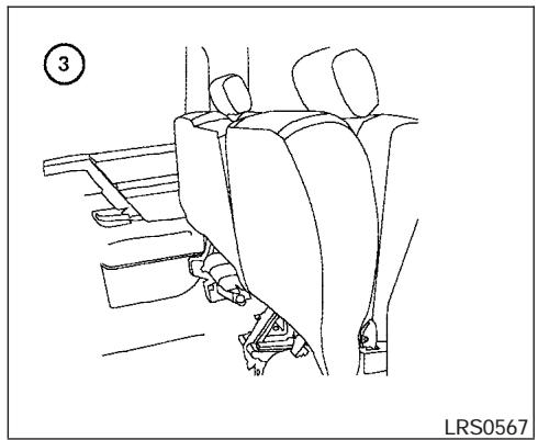 NISSAN FRONTIER 2005 - Folding the rear bench seat - 2