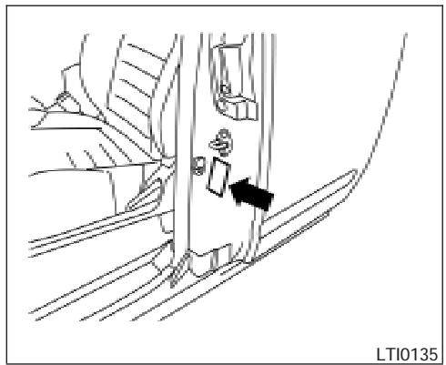 NISSAN FRONTIER 2005 - VEHICLE IDENTIFICATION - 7