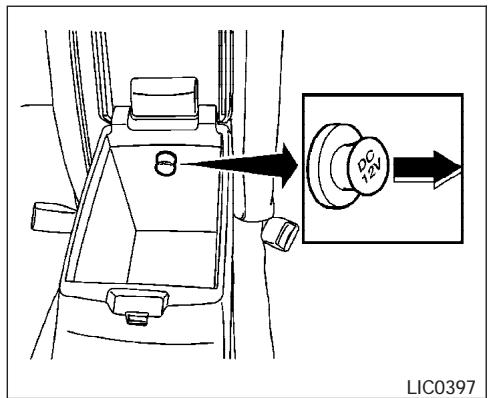 NISSAN MAXIMA 2004 - STORAGE - 2