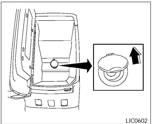 NISSAN MAXIMA 2004 - STORAGE - 1