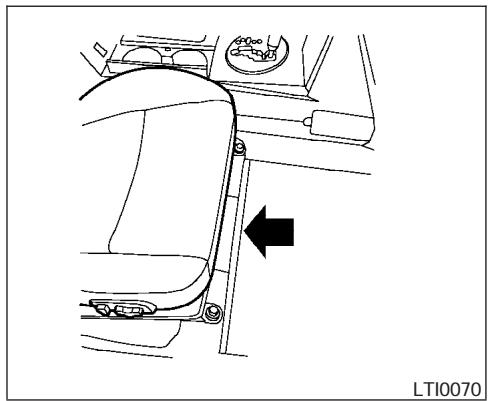 NISSAN MAXIMA 2004 - VEHICLE IDENTIFICATION NUMBER (VIN) PLATE - 1