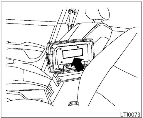 NISSAN MAXIMA 2004 - VEHICLE IDENTIFICATION NUMBER (chassis number) - 4