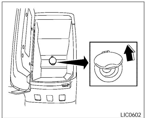 NISSAN MAXIMA 2006 - CAUTION - 2