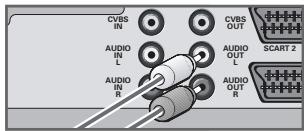 GRUNDIG APOLLO 42 PW 110-7605 TOP - Connecting the HiFi system - 2