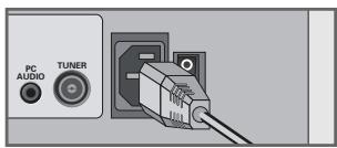 GRUNDIG APOLLO 42 PW 110-7605 TOP - Connecting the antenna and the mains cable - 3