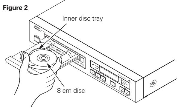 DENON DN-V210 - Loading Discs - 2