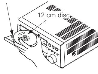DENON RCD-M37 - Loading Discs - 1