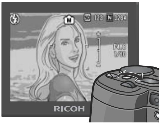 RICOH GR DIGITAL - Appareil photo de haute définition et de qualité supérieure pour usage professionnel - 1