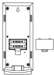 LA CROSSE TECHNOLOGY WS7394 - HOW TO INSTALL AND REPLACE BATTERIES IN THE WEATHER STATION - 1