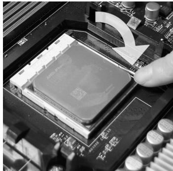 MSI G52-75991XR - CPU &amp; Kühler Einbau - 4